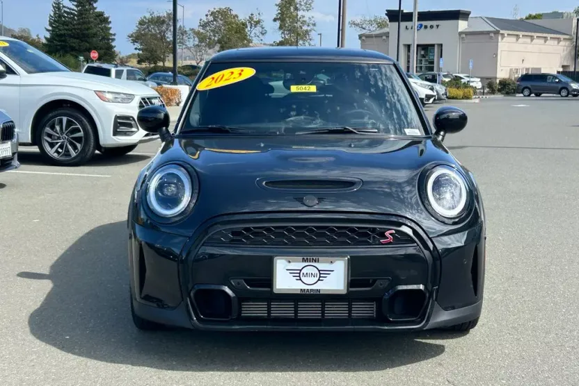 2023 Mini Countryman S ALL4 photo 1