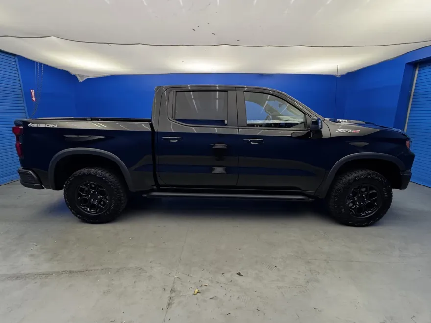2023 Chevrolet Silverado 1500 ZR2 photo 1