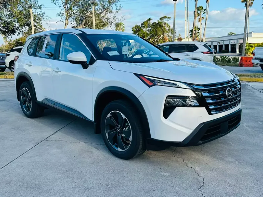 2026 Nissan Rogue SV photo 1