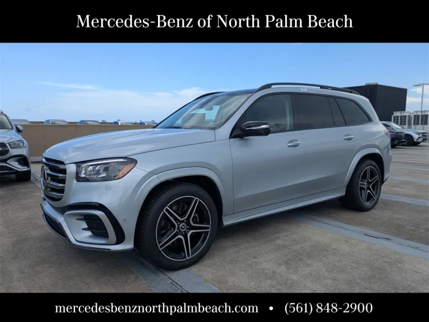 2025 Mercedes Benz GLS 450 4MATIC photo 1