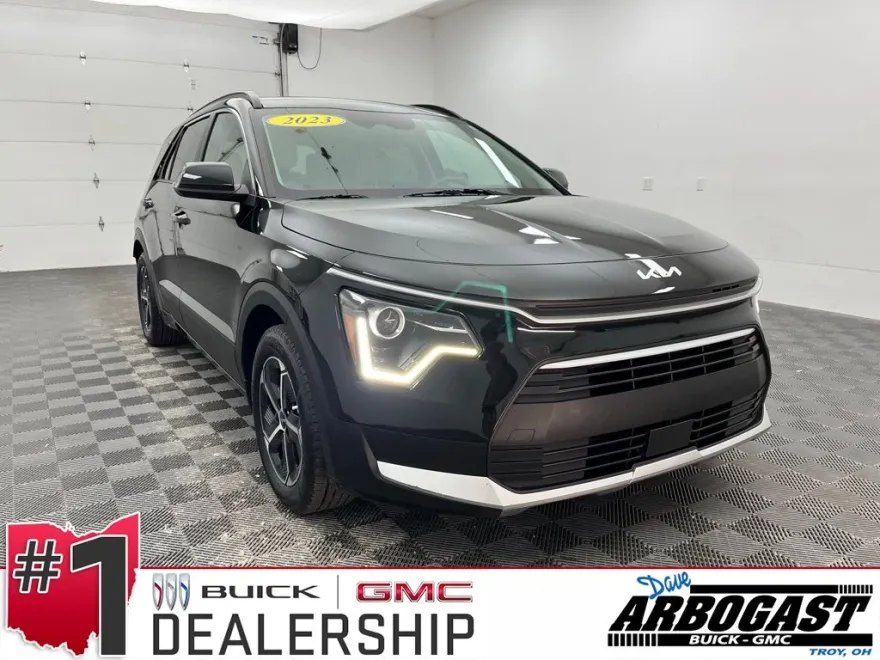 2023 Kia Niro EX photo 1