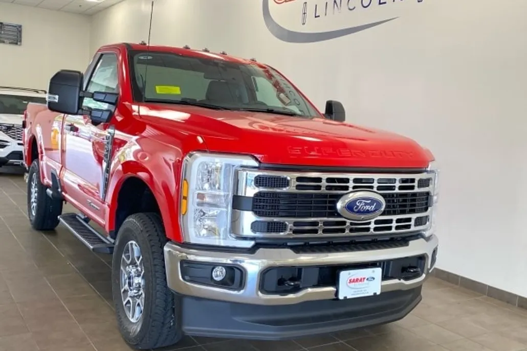 2025 Ford F-250 XLT photo 1