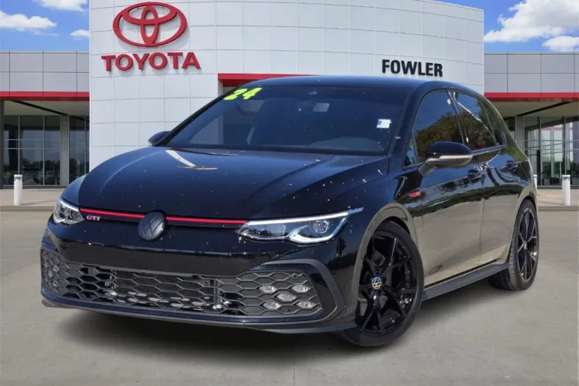 2024 Volkswagen Golf GTI 380 S photo 1