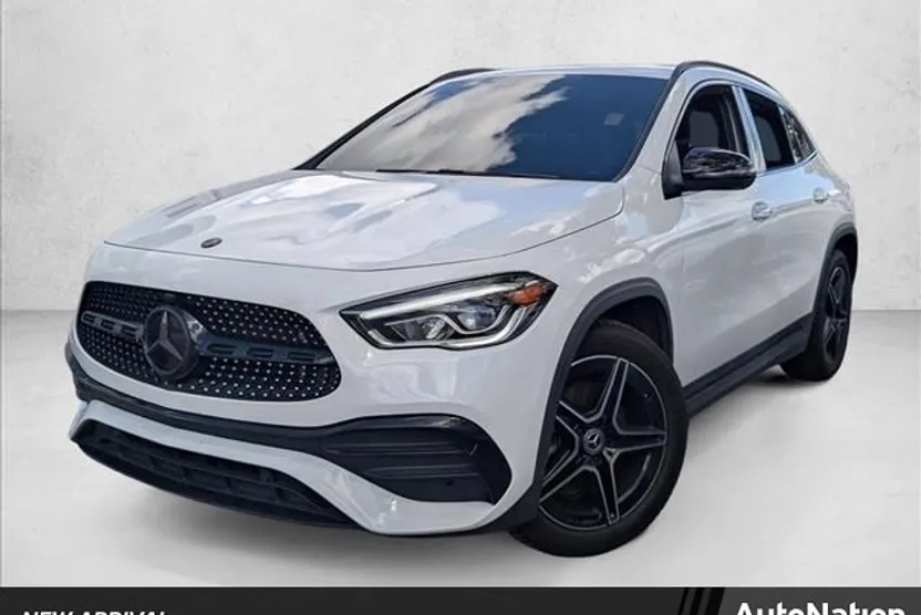 2022 Mercedes Benz GLA 250 4MATIC photo 1