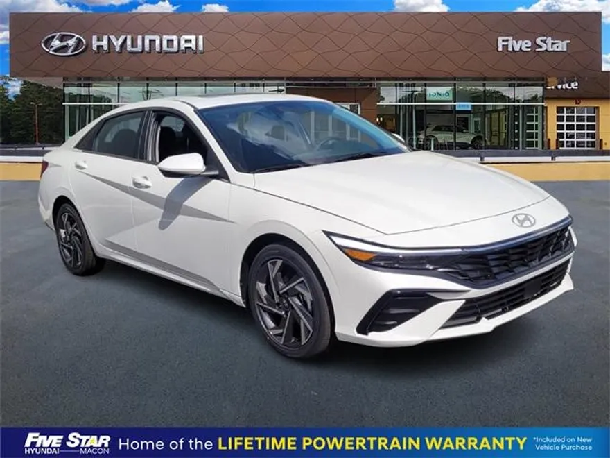 2025 Hyundai Elantra SEL Convenience photo 1