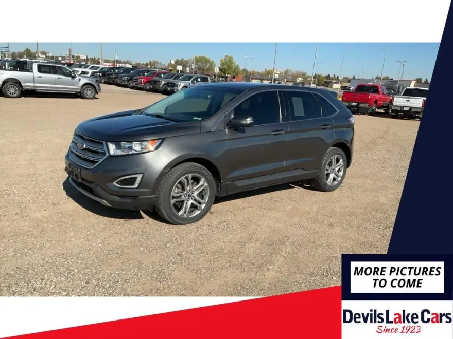 2016 Ford Edge Titanium photo 1