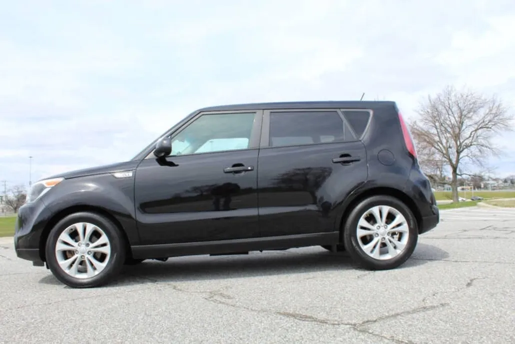 2016 Kia Soul Plus photo 1