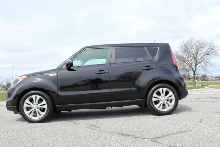 2016 Kia Soul Plus photo 1