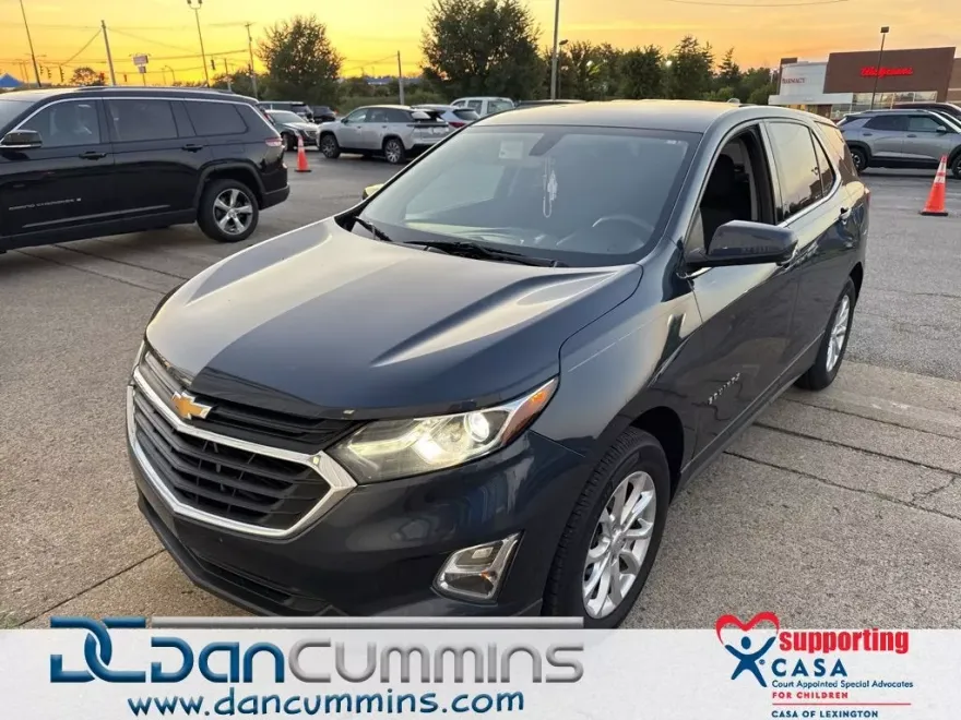 2018 Chevrolet Equinox LT photo 1