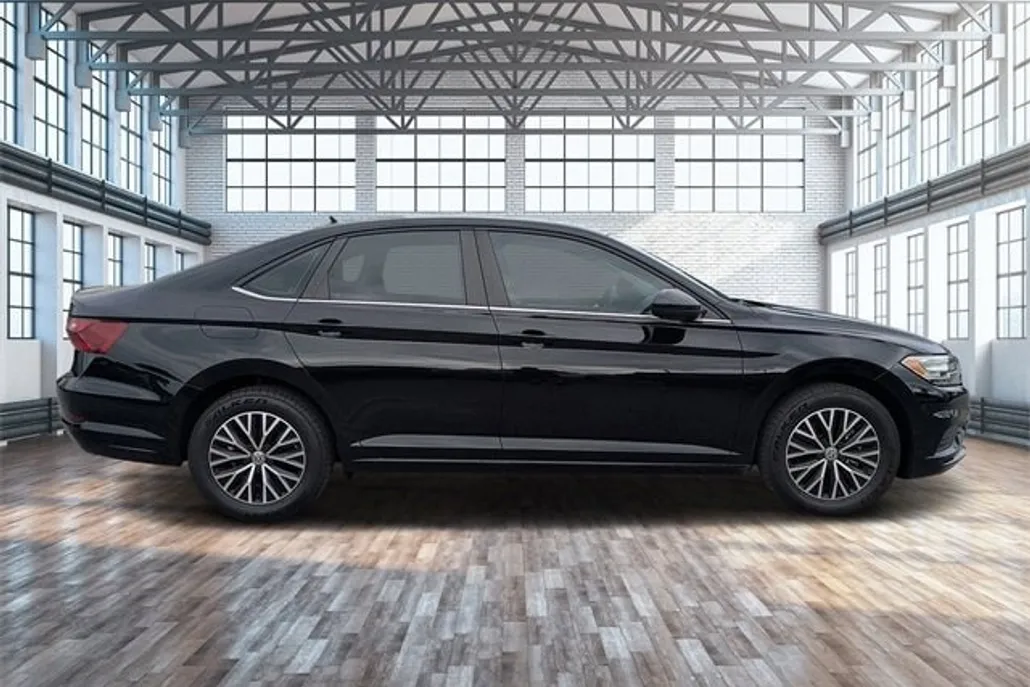 2021 Volkswagen Jetta 1.4T R-Line photo 1
