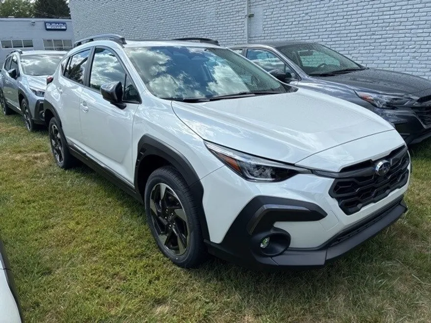 2025 Subaru Crosstrek Limited photo 1