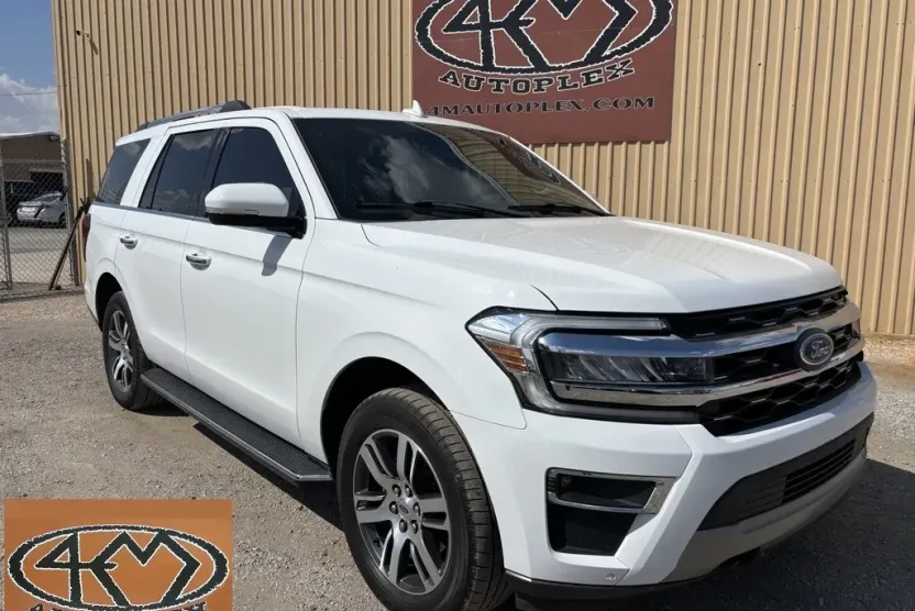 2022 Ford Expedition Limited photo 1