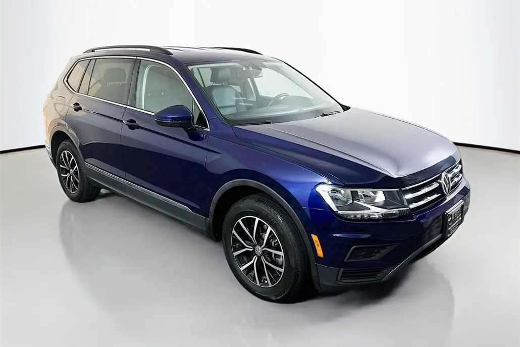2021 Volkswagen Tiguan SE photo 1