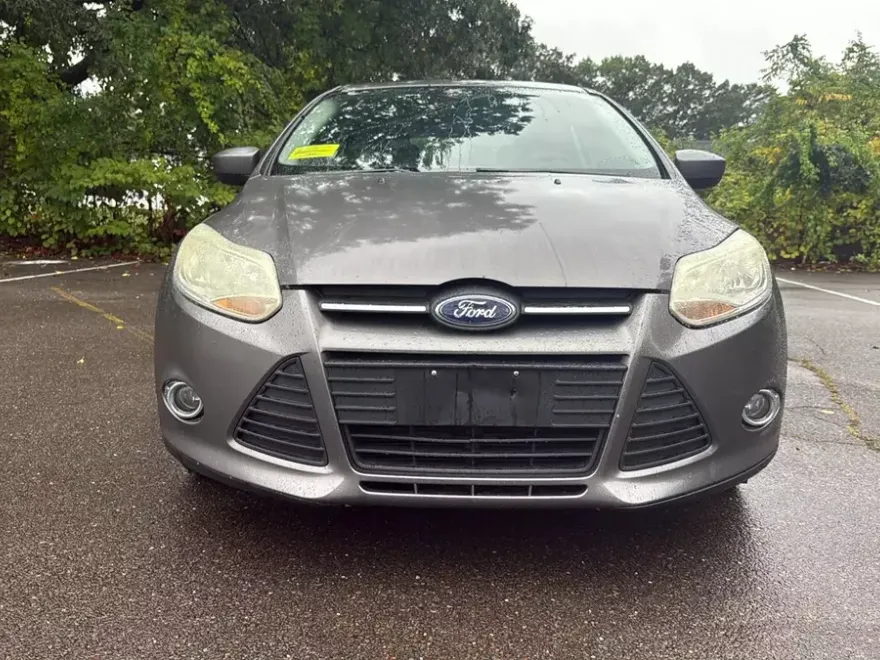 2012 Ford Focus SE photo 1