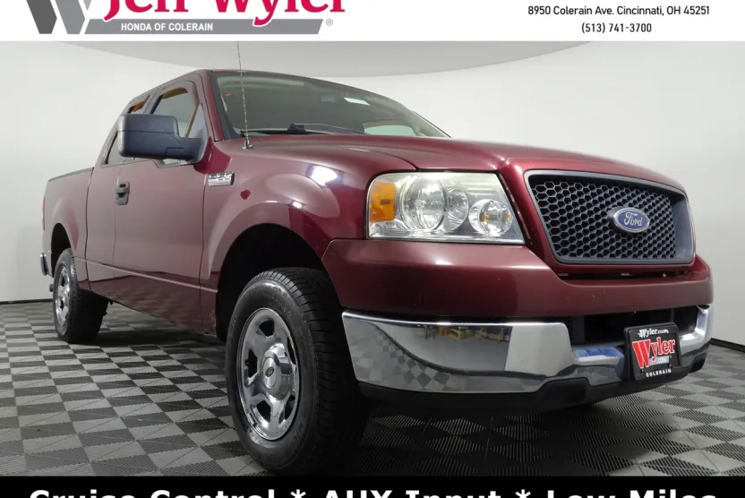 2005 Ford F-150 XLT photo 1