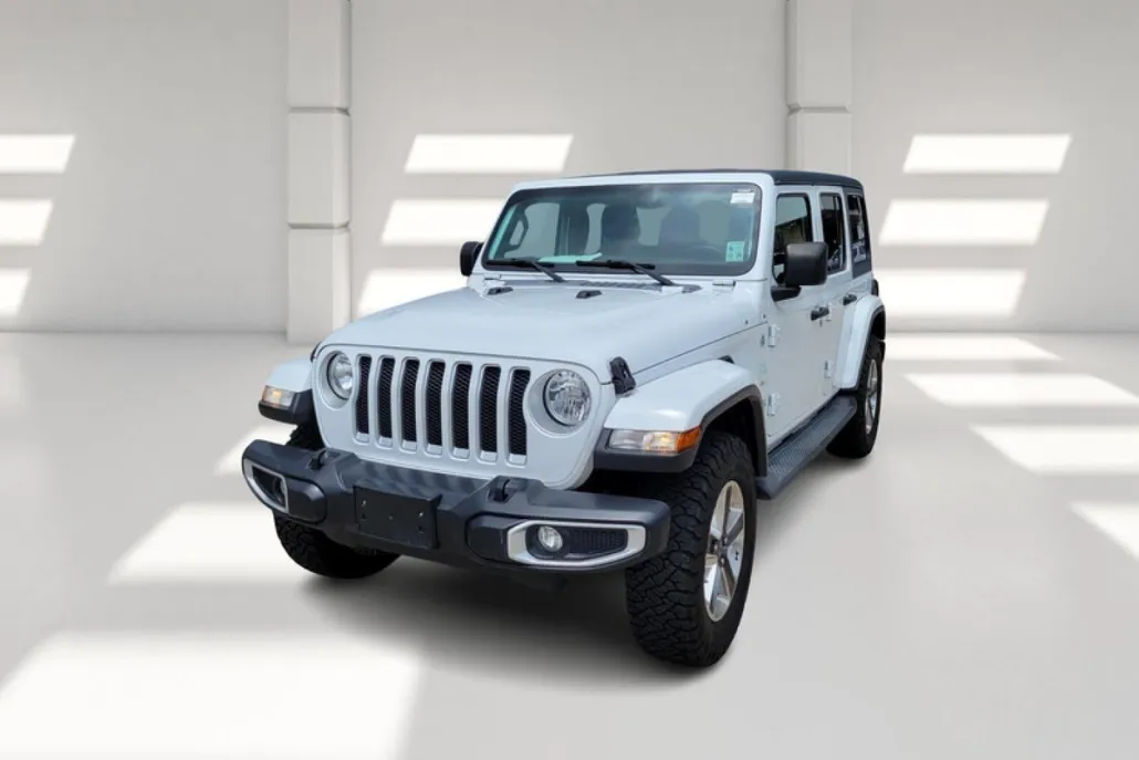 2020 Jeep Wrangler Unlimited Sahara photo 1
