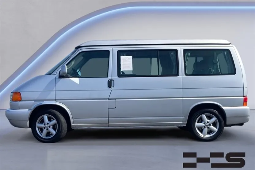 2003 Volkswagen EuroVan MV Weekender photo 1