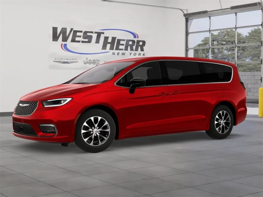 2026 Chrysler Pacifica photo 1