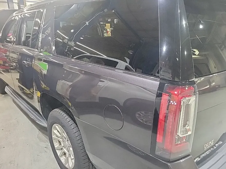 2017 Gmc Yukon XL SLT photo 1