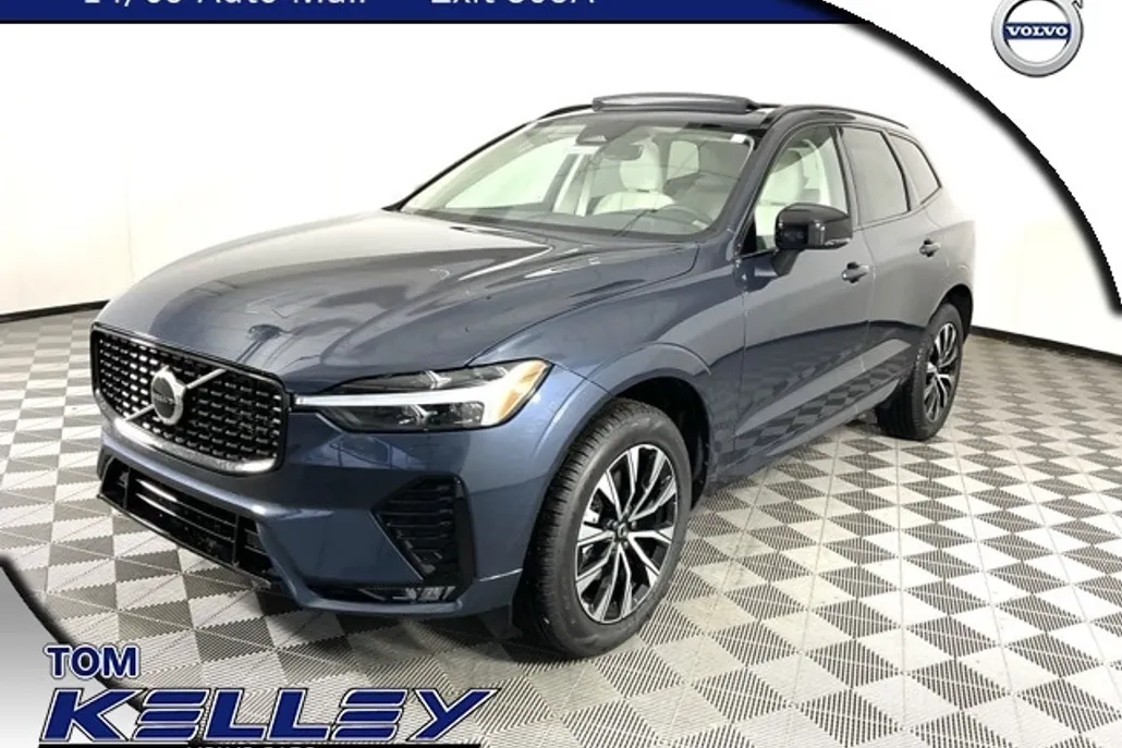 2025 Volvo XC60 B5 Core photo 1