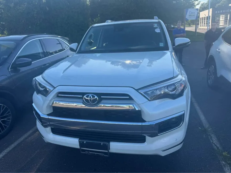 2021 Toyota 4Runner Limited photo 1