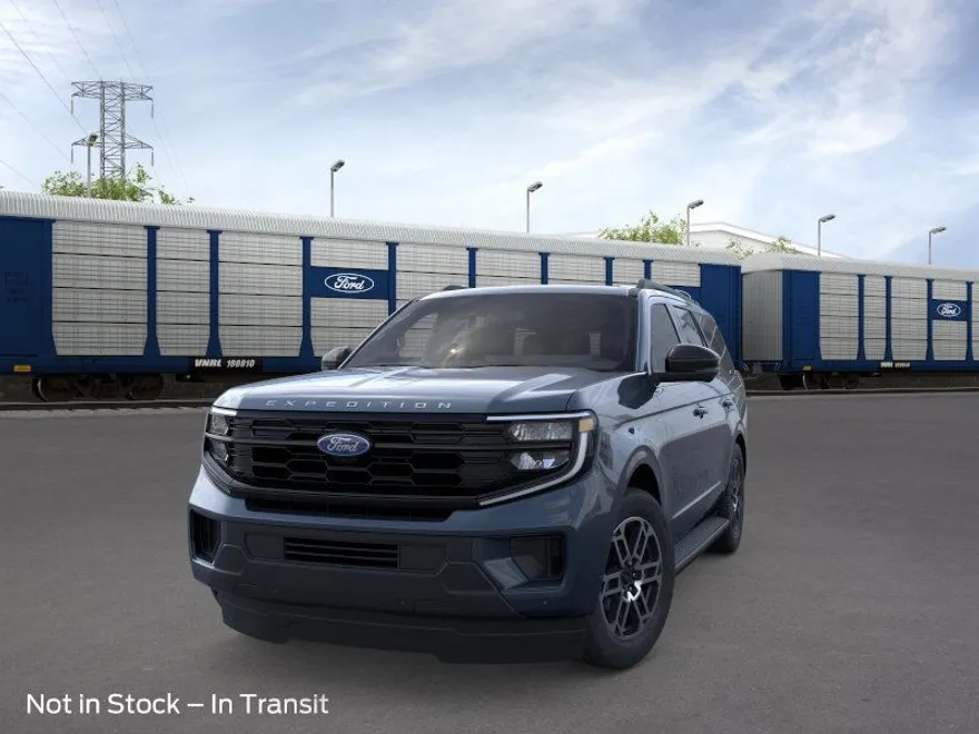2025 Ford Expedition photo 1