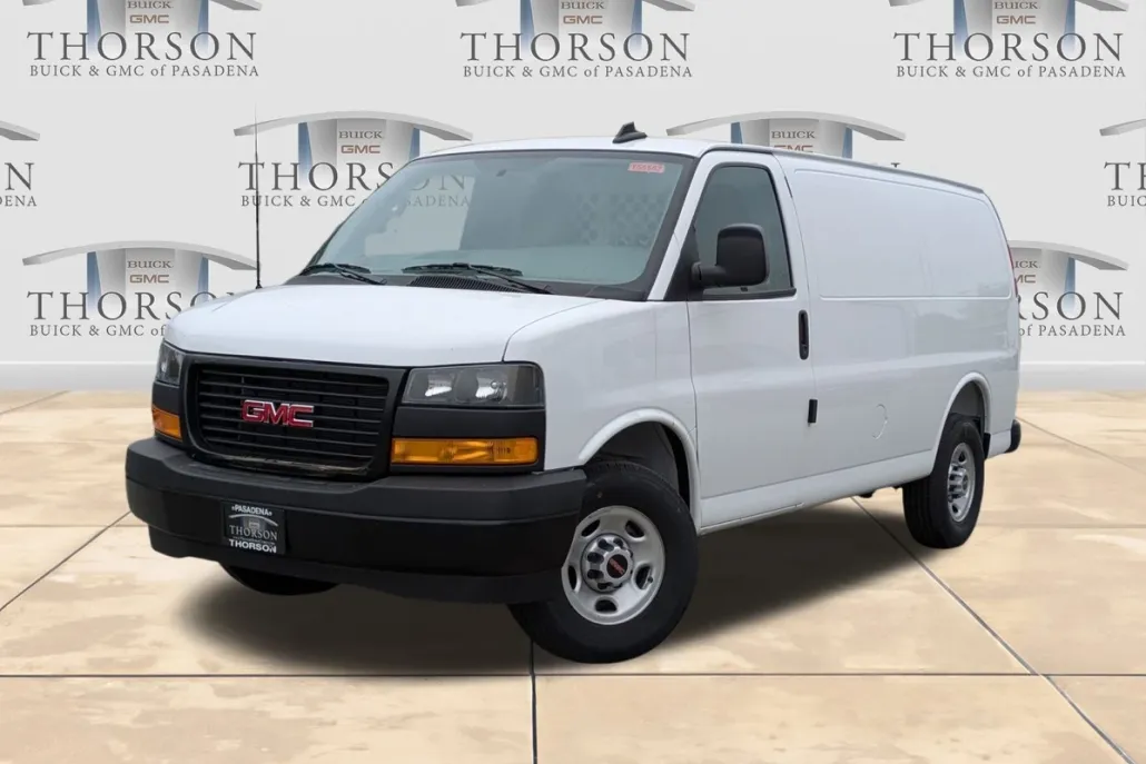2025 Gmc Savana Cargo 2500 photo 1