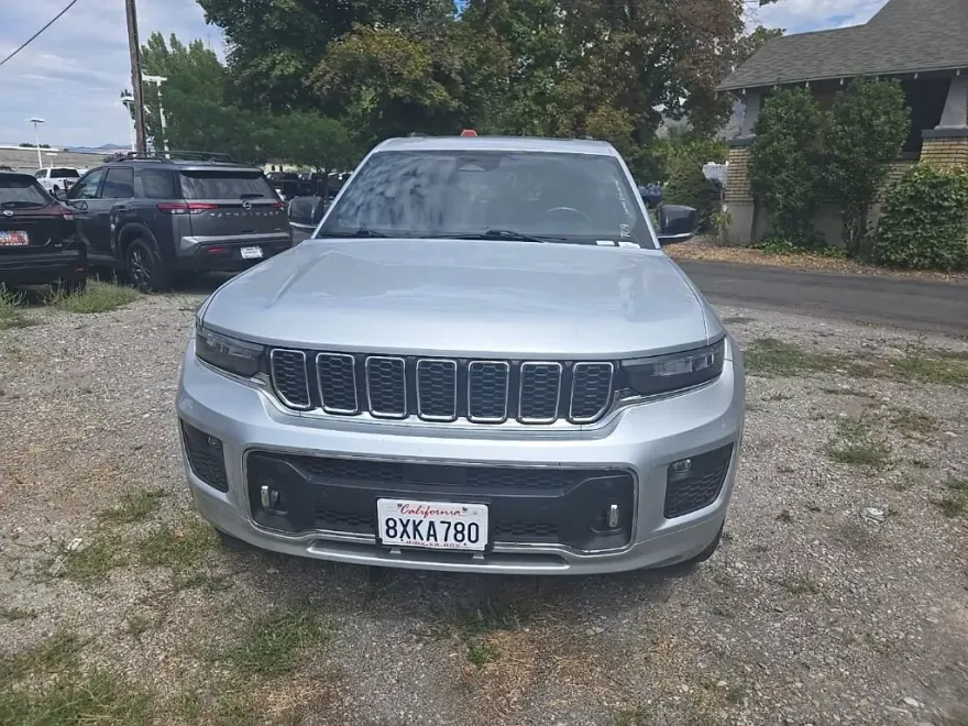 2021 Jeep Grand Cherokee Overland photo 1