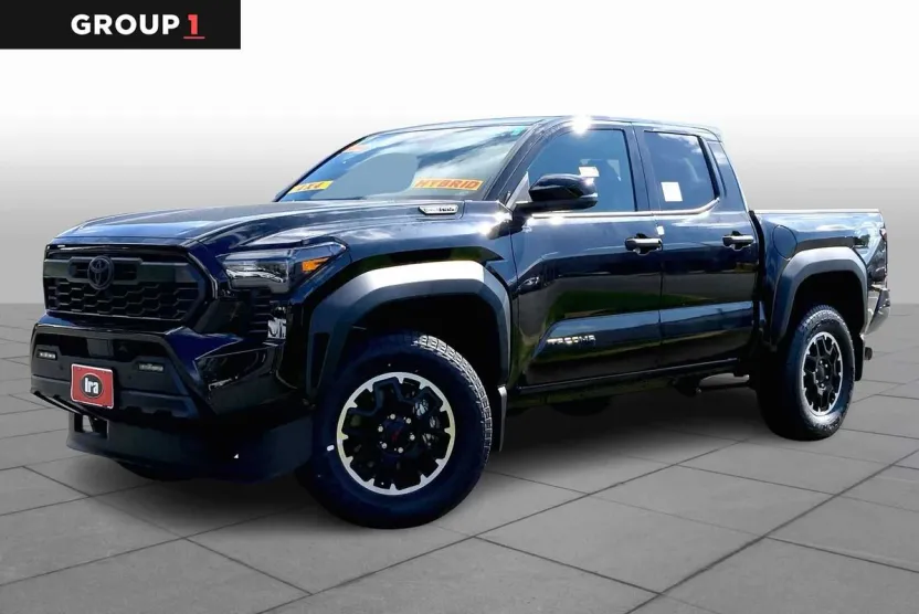 2025 Toyota Tacoma TRD Off-Road 4x4 Double Cab photo 1