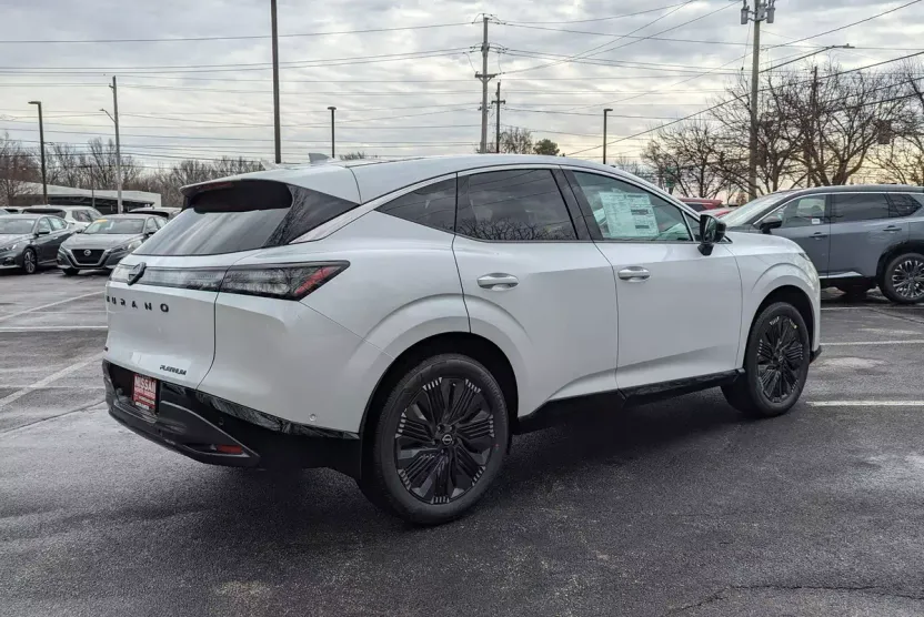 2025 Nissan Murano Platinum photo 1