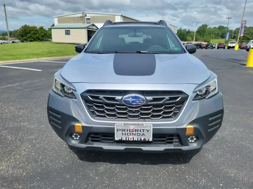 2022 Subaru Outback Wilderness photo 1