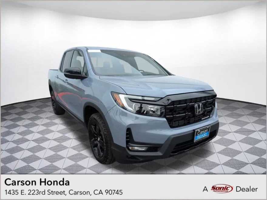 2025 Honda Ridgeline Black Edition photo 1