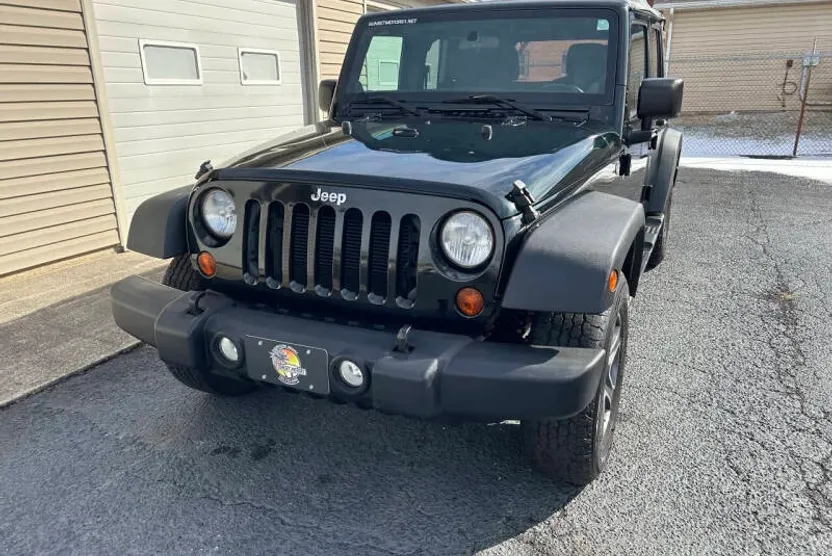 2012 Jeep Wrangler Unlimited Sport photo 1