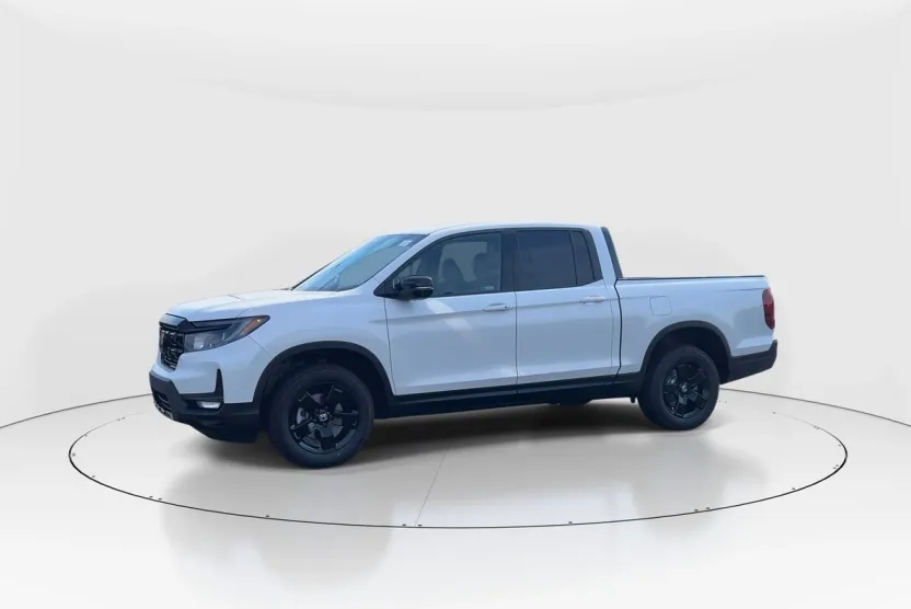 2025 Honda Ridgeline Black Edition photo 1