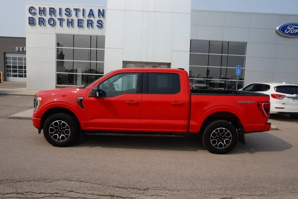 2023 Ford F-150 XLT photo 1