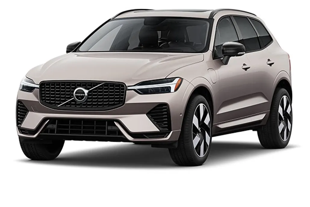 2025 Volvo XC60 T8 photo 1