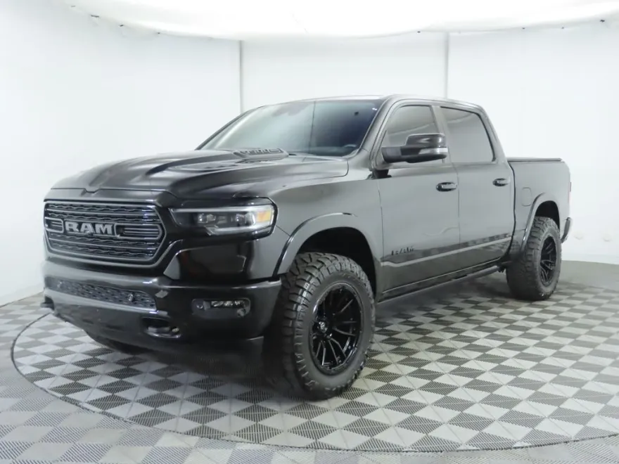 2024 Ram 1500 Limited photo 1