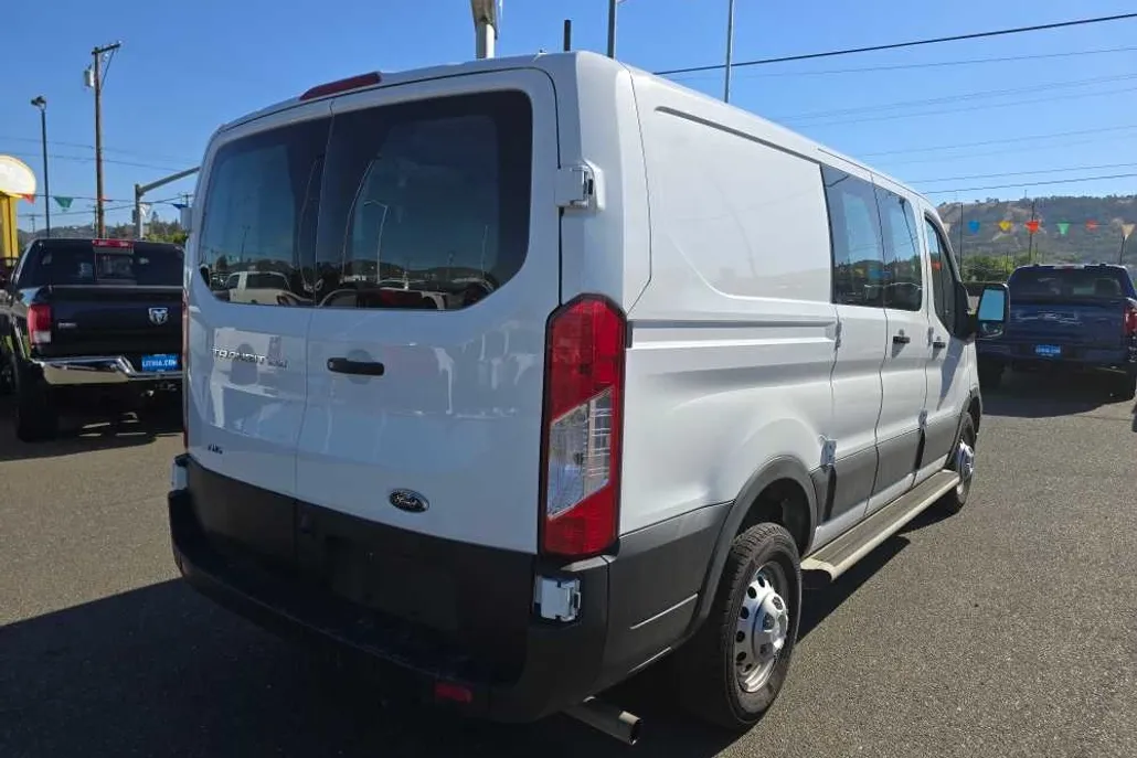 2023 Ford Transit photo 1