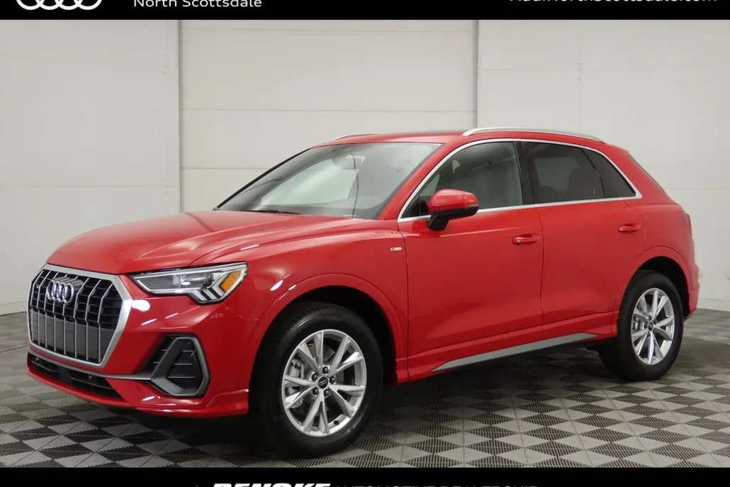 2025 Audi Q3 45 TFSI S line Premium photo 1