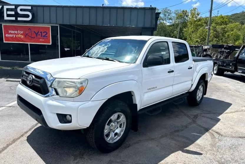 2014 Toyota Tacoma Double Cab V6 PreRunner photo 1