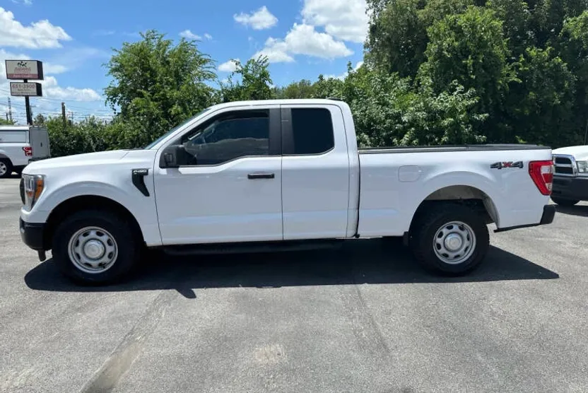 2021 Ford F-150 XL photo 1