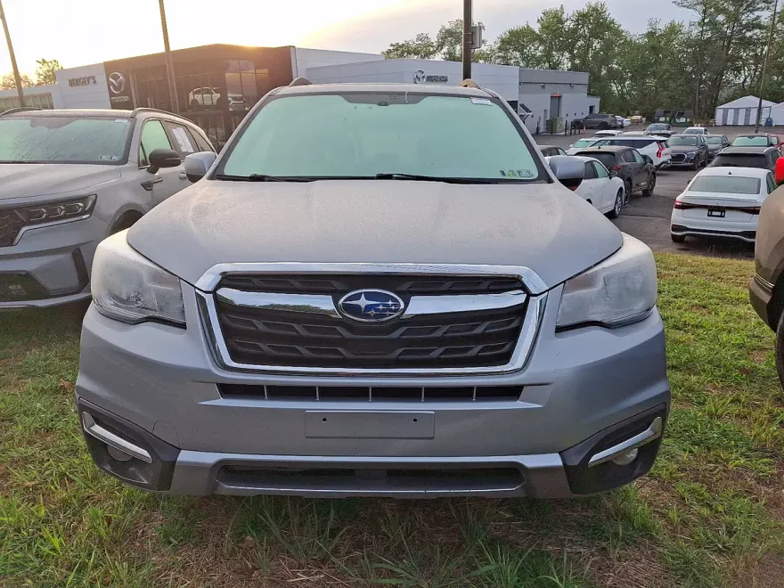 2017 Subaru Forester 2.5i Limited photo 1