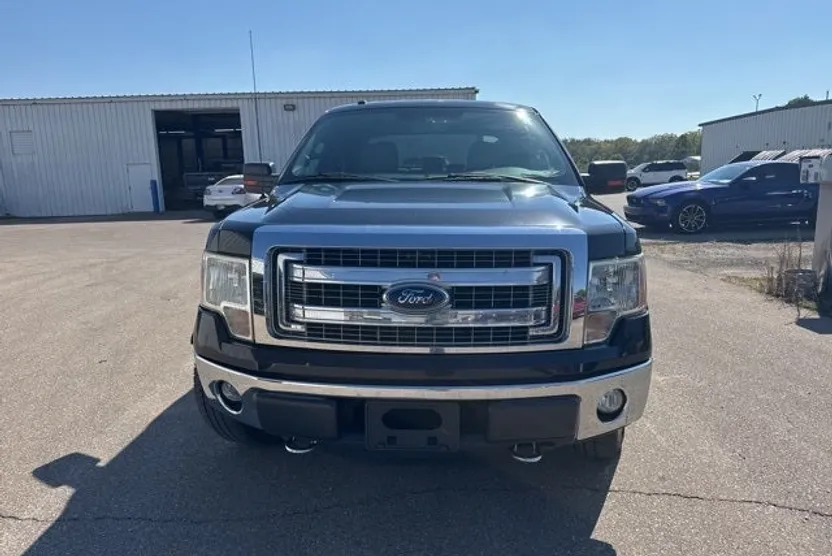 2013 Ford F-150 XLT photo 1