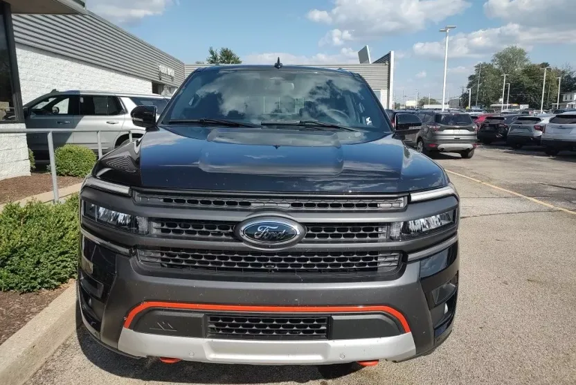 2024 Ford Expedition Timberline photo 1
