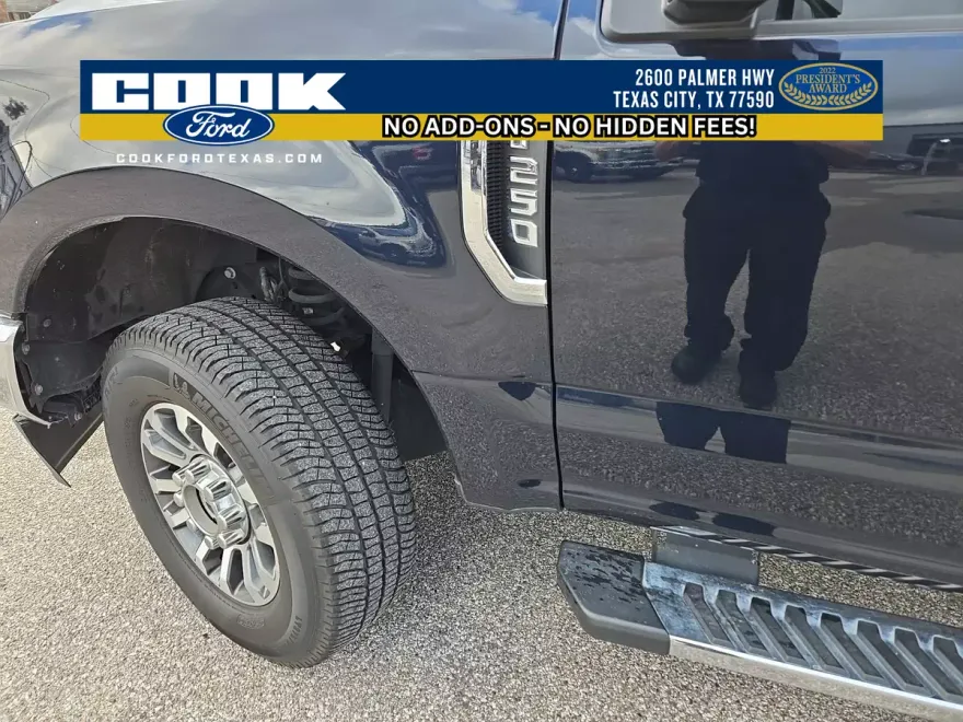 2021 Ford F-250 photo 1