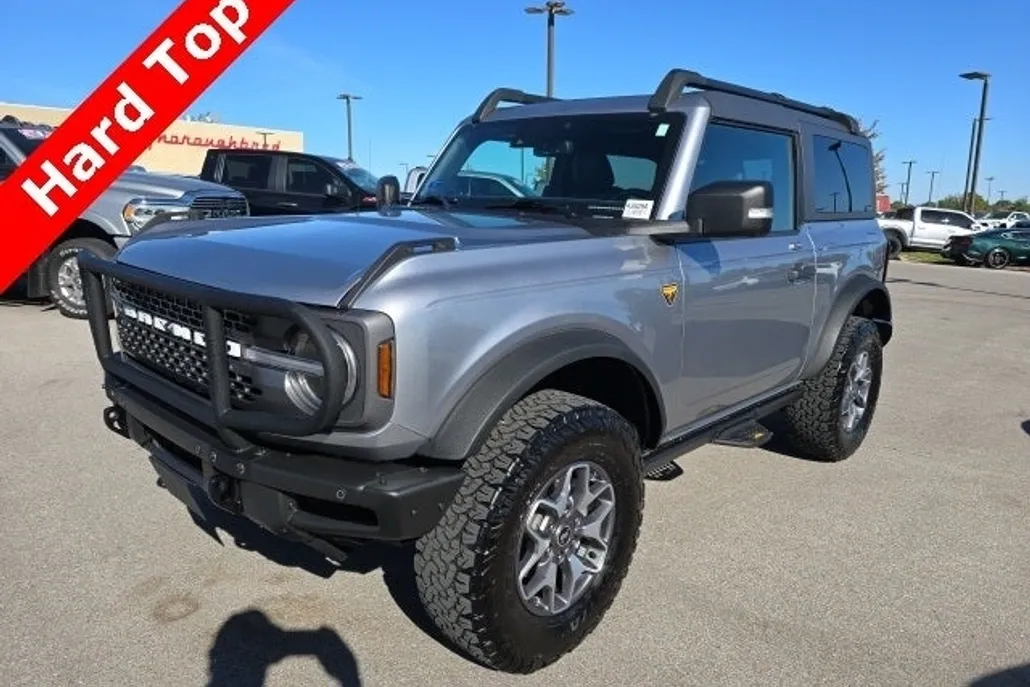 2022 Ford Bronco Badlands photo 1
