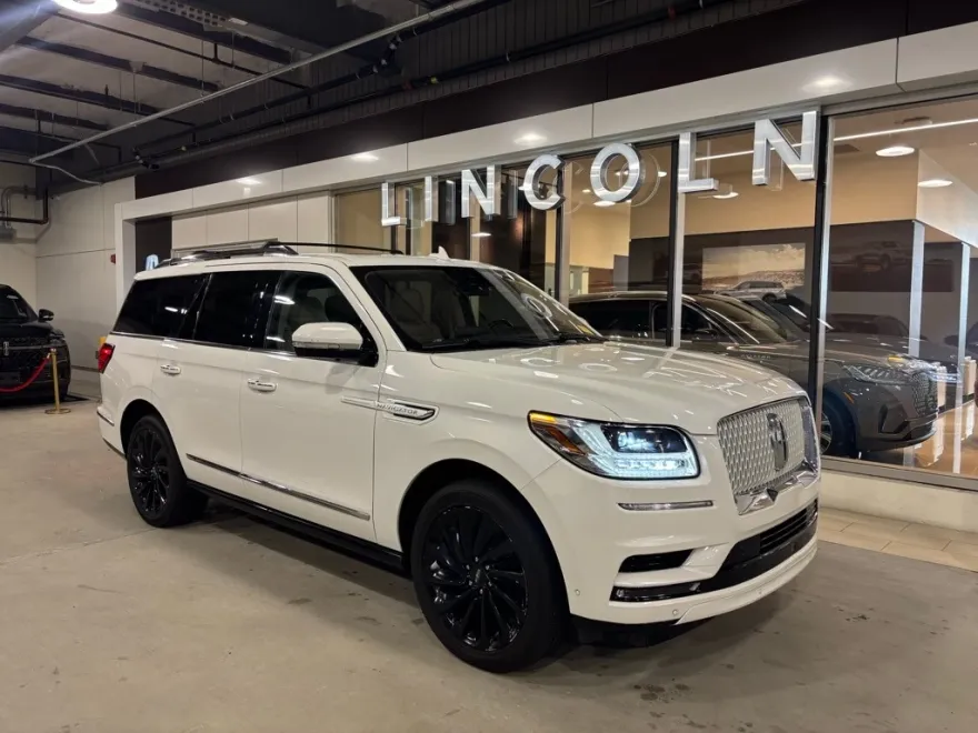 2020 Lincoln Navigator Reserve photo 1