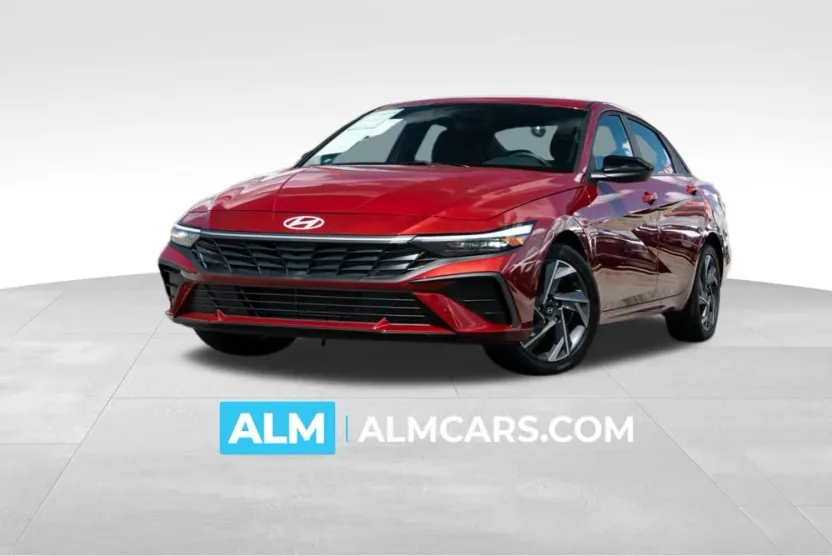 2025 Hyundai Elantra SEL Sport photo 1