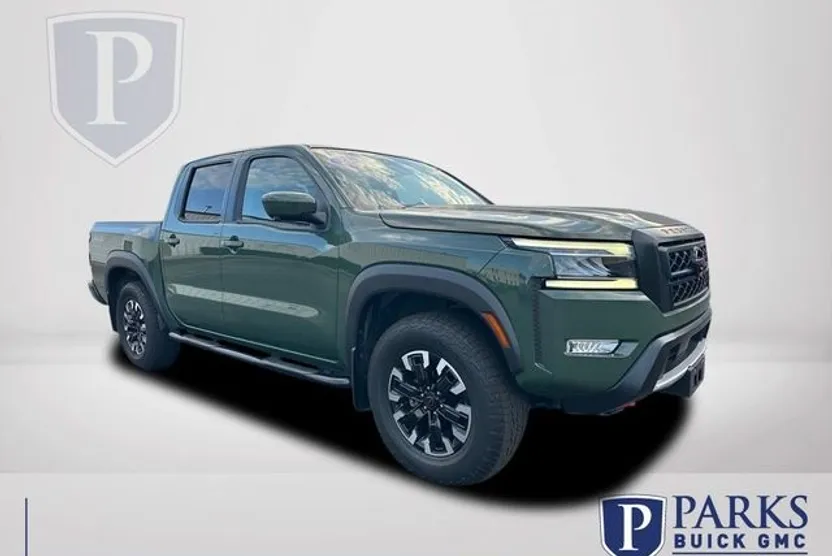 2023 Nissan Frontier PRO-4X photo 1