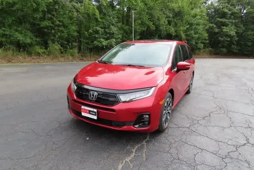 2026 Honda Odyssey Elite photo 1